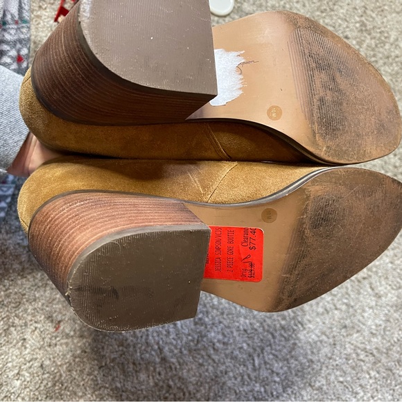 Jessica Simpson ankle suede heeled booties, size 10 - Picture 7 of 8